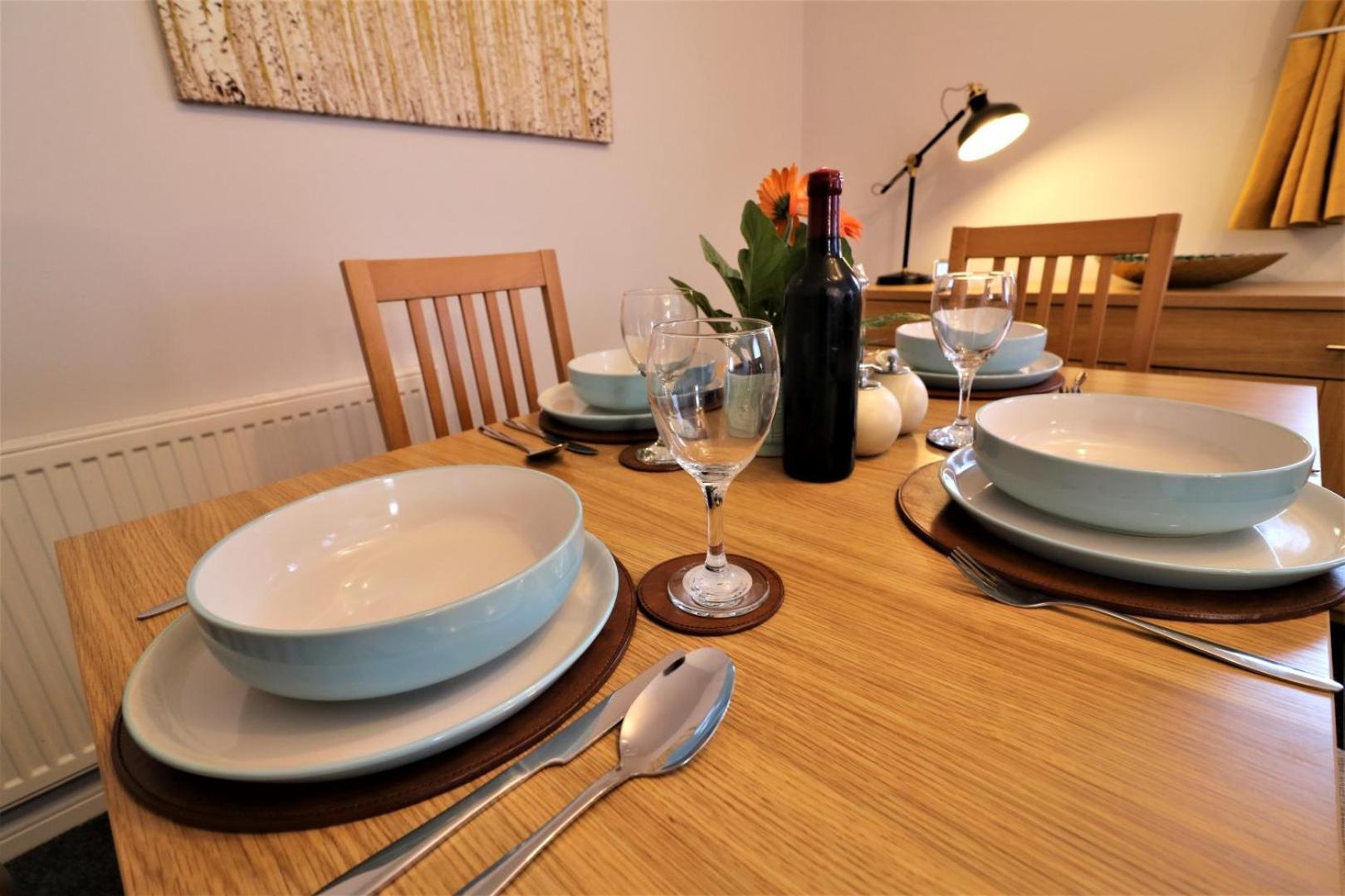 Signature- Connelly House Motherwell Εξωτερικό φωτογραφία